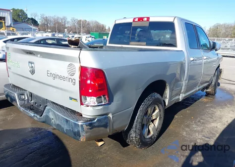 2017 Ram 1500 Slt 4X2 6'4 Box z USA, uszkodzony, nr VIN 1C6RR6GG3HS730009